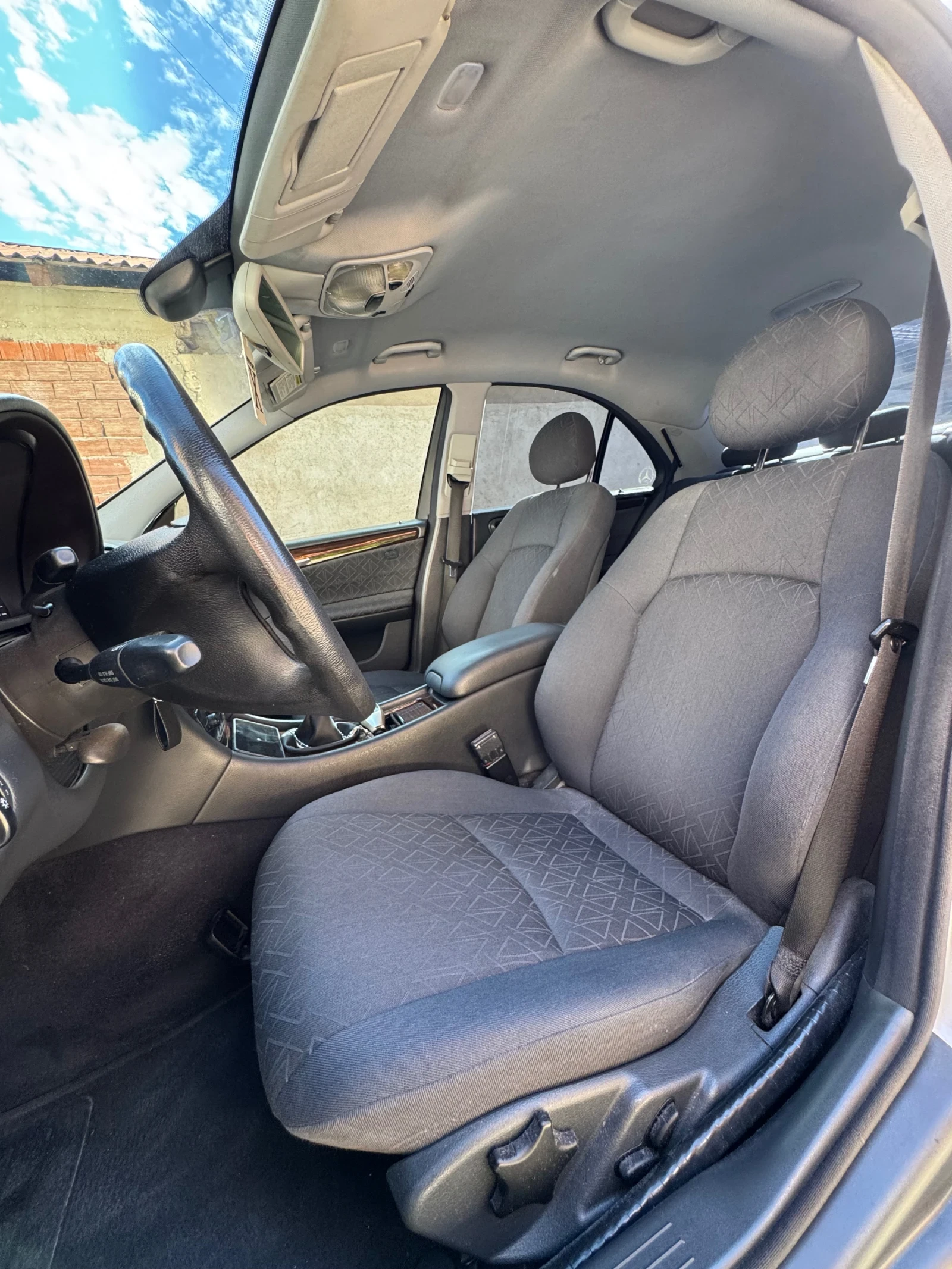 Mercedes-Benz C 220 2.2 150к.с., снимка 13 - Автомобили и джипове - 53884846