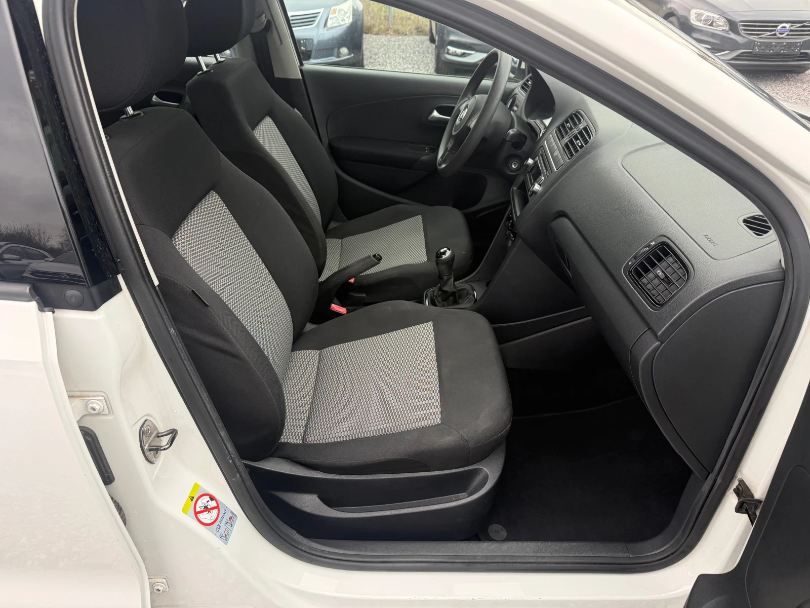 VW Polo 1.2 TDI (75hp) 2013�. �������� / Euro 5B / ������ | Mobile.bg � ����������� 12