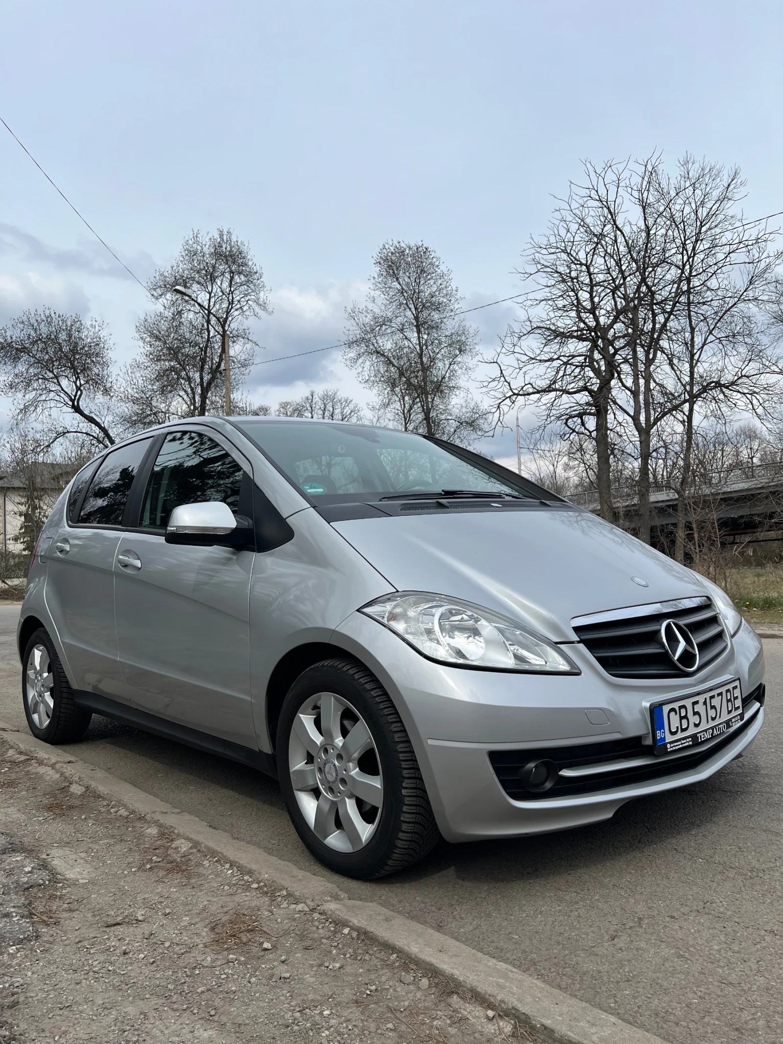 Mercedes-Benz A 180, снимка 13 - Автомобили и джипове - 53924871