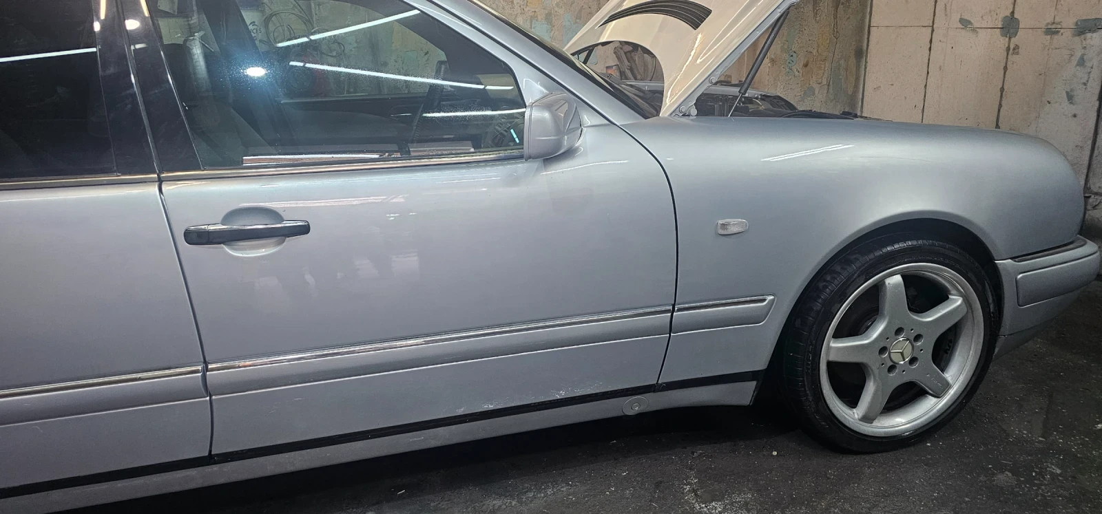 Mercedes-Benz E 300 | Mobile.bg � ����������� 4
