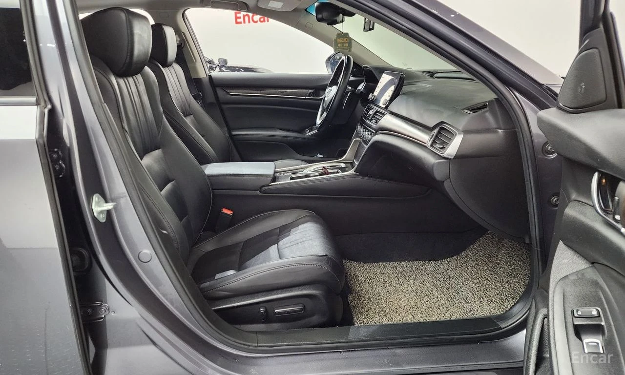 Honda Accord HYBRID* TOURING* HEAD-UP* DISTRONIC* ��������� | Mobile.bg � ����������� 9