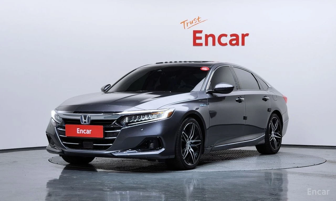 Honda Accord HYBRID* TOURING* HEAD-UP* DISTRONIC* ОБДУХВАНЕ