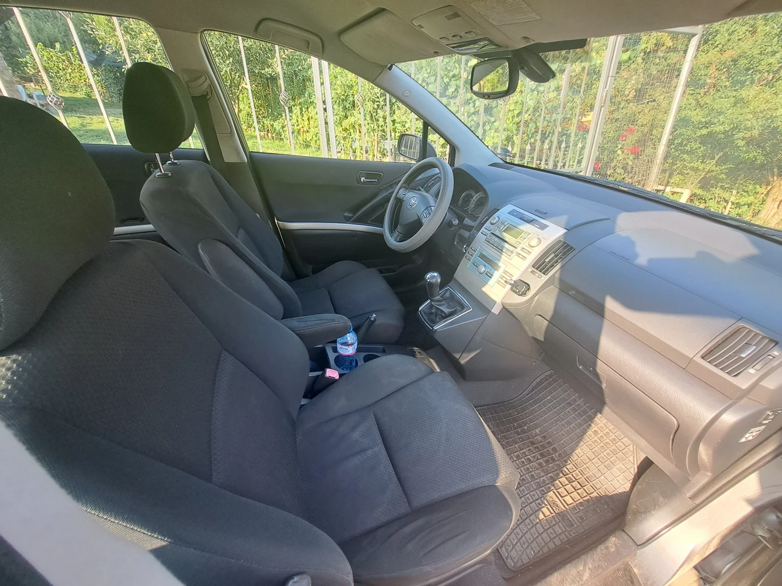 Toyota Corolla verso, снимка 6 - Автомобили и джипове - 54421175