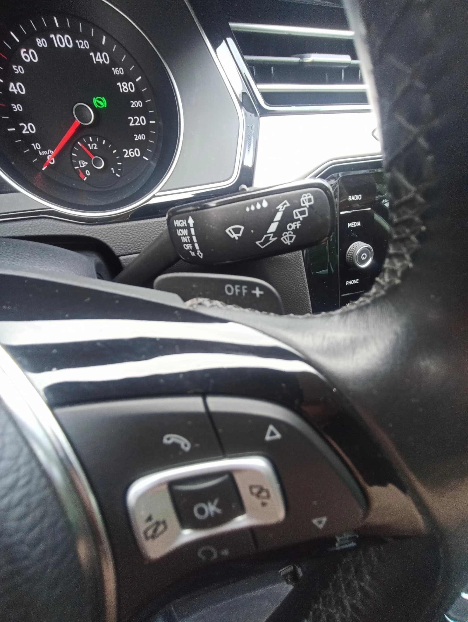 VW Passat TDI, снимка 15 - Автомобили и джипове - 54620752