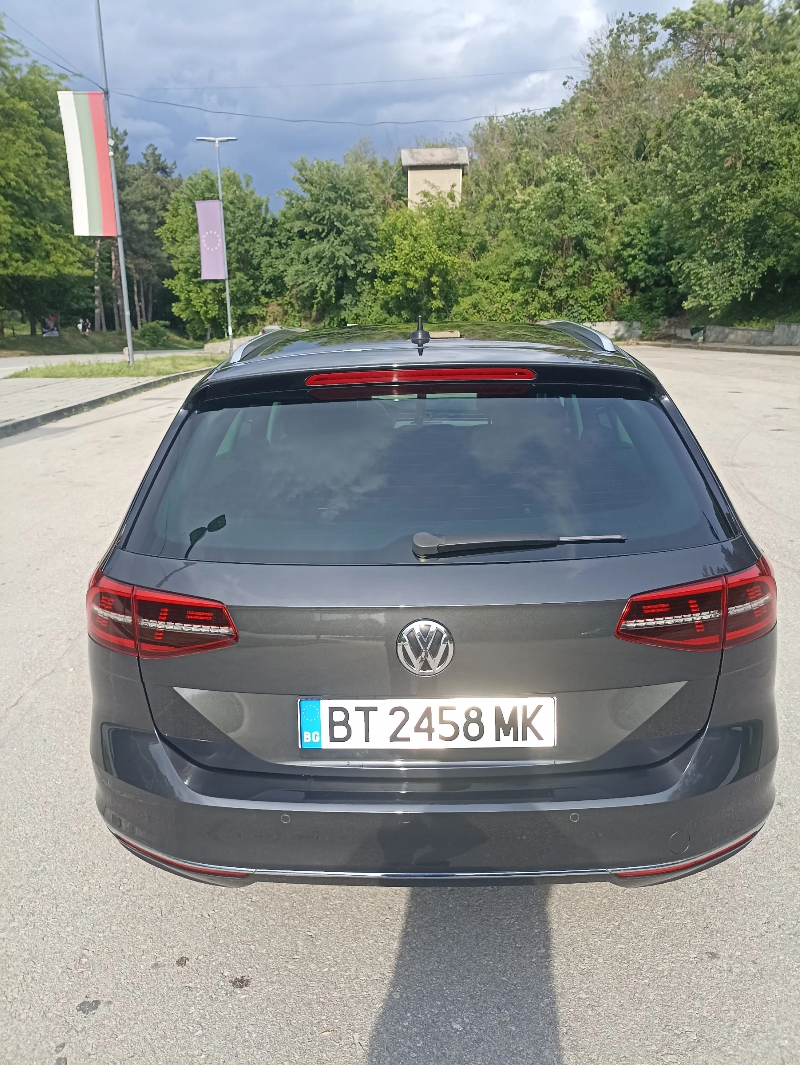 VW Passat TDI, снимка 5 - Автомобили и джипове - 54620752