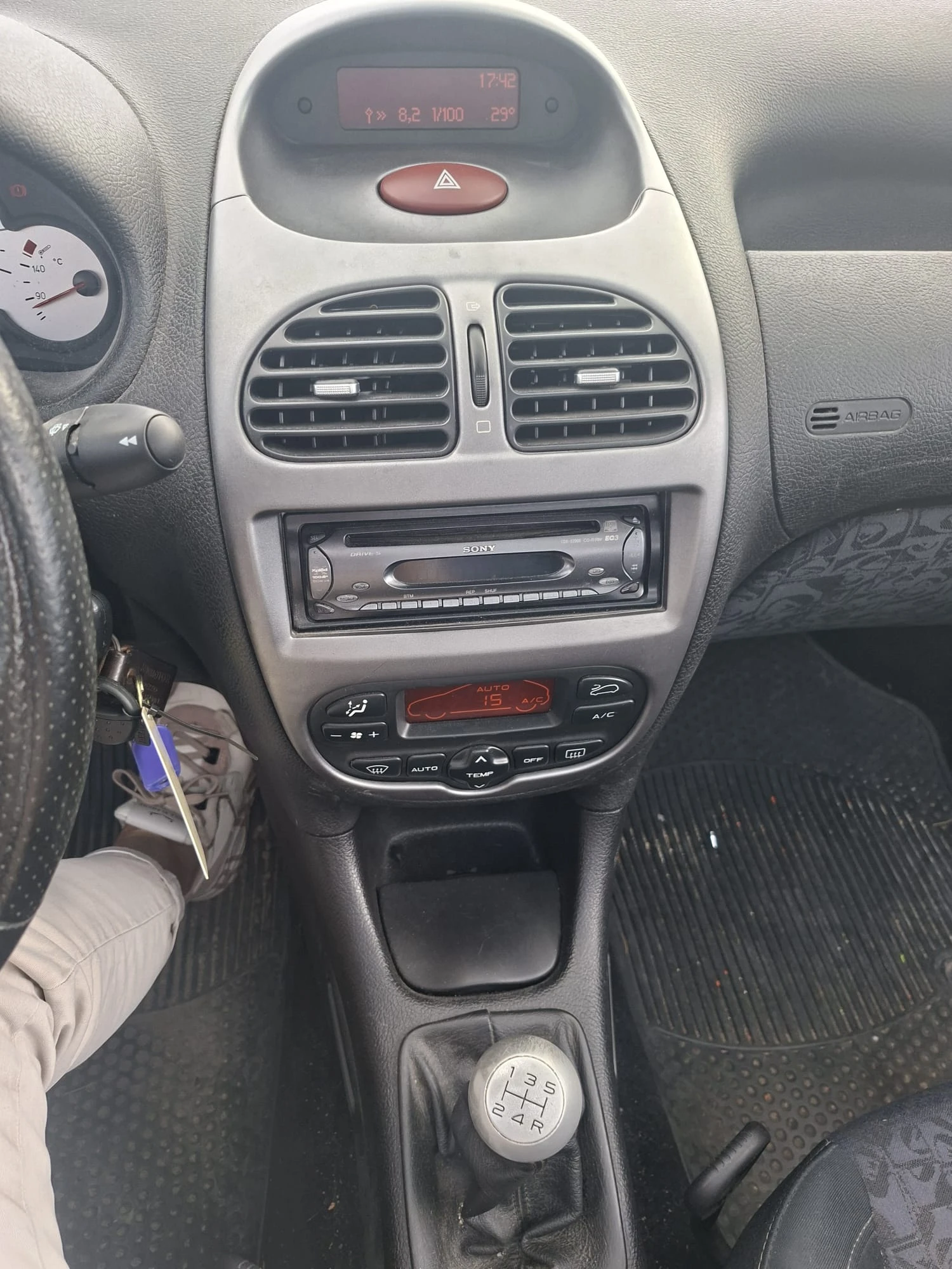 Peugeot 206 CC 1.6 CABRIO 54000KM, снимка 5 - Автомобили и джипове - 54641938