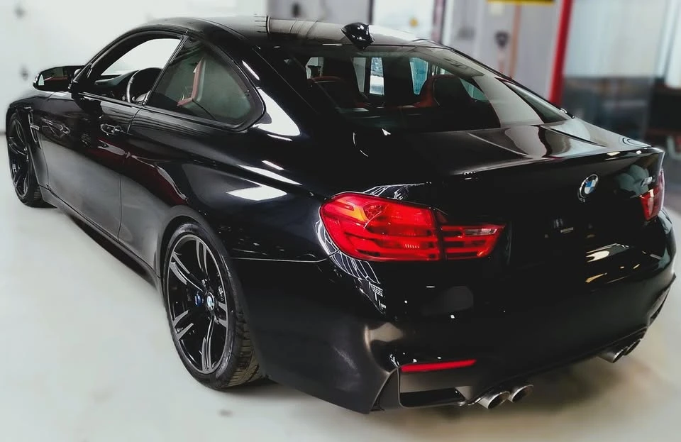 BMW M4 * AUTO* COUPE* АВТОКРЕДИТ БЕЗ ПЪРВОНАЧАЛНА ВНОСКА*, снимка 3 - Автомобили и джипове - 54797768
