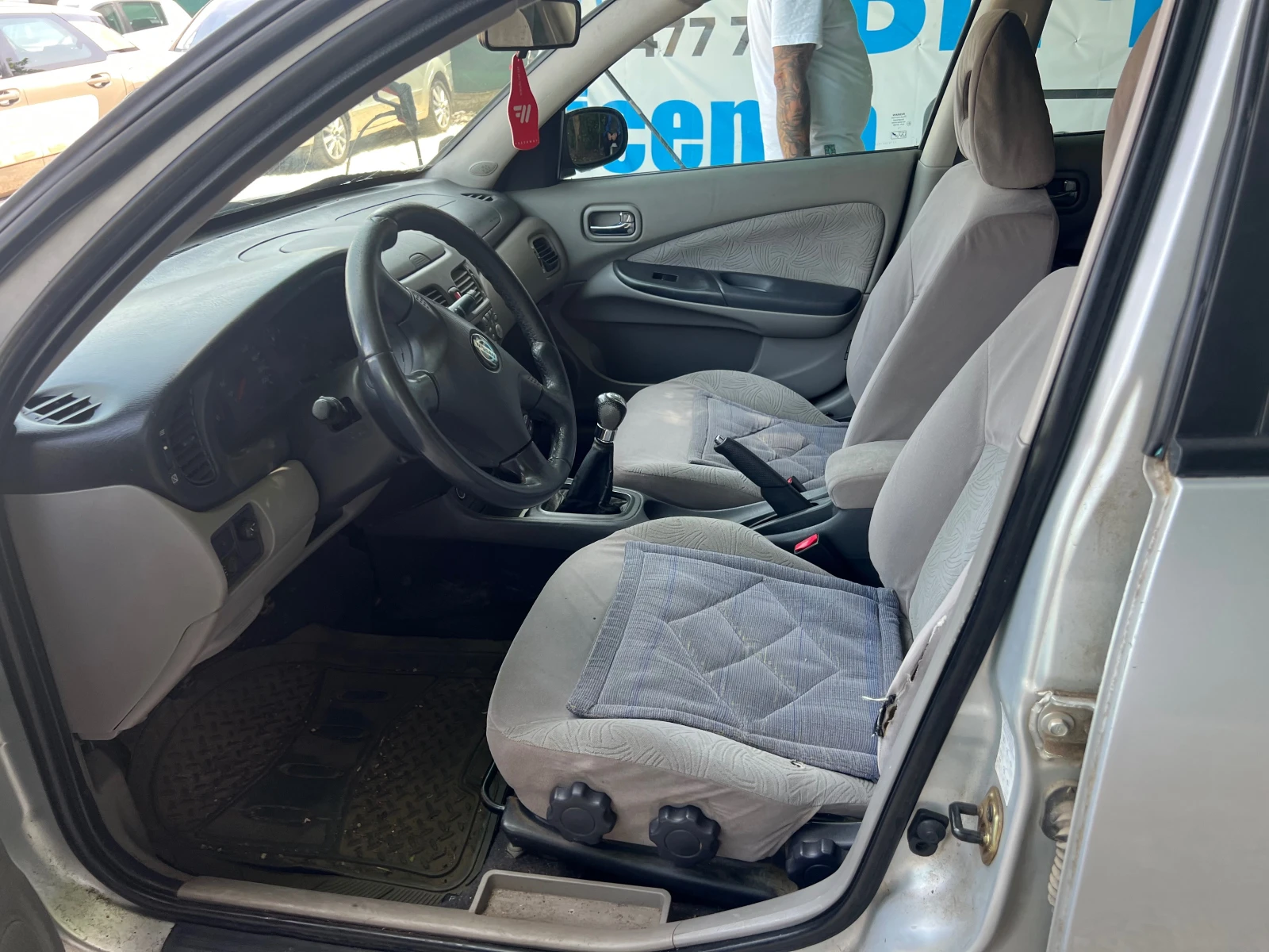 Nissan Almera 2.2 d, снимка 9 - Автомобили и джипове - 54820616