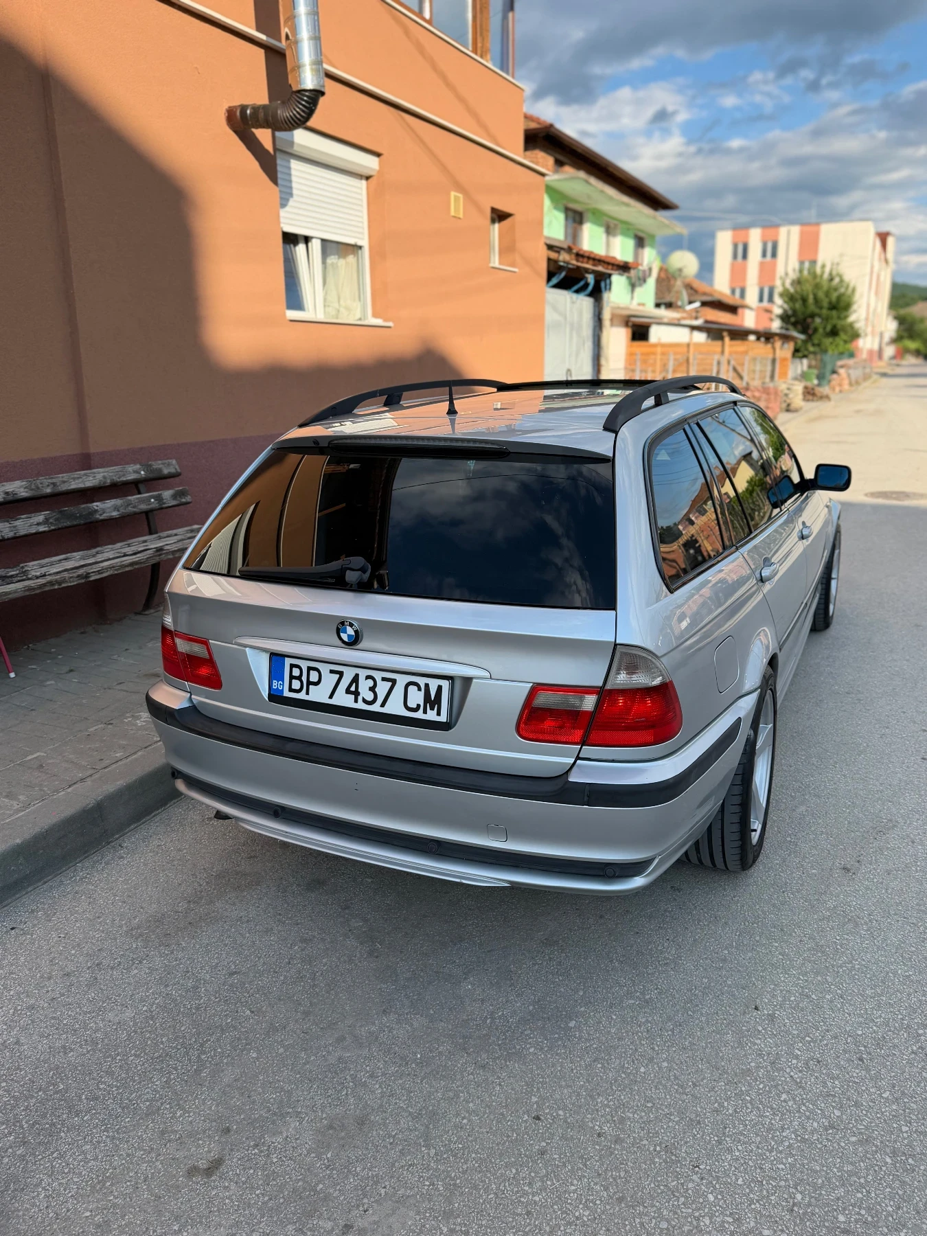 BMW 320 2.0д 150кс . Евро 4 6ск., снимка 4 - Автомобили и джипове - 54896104