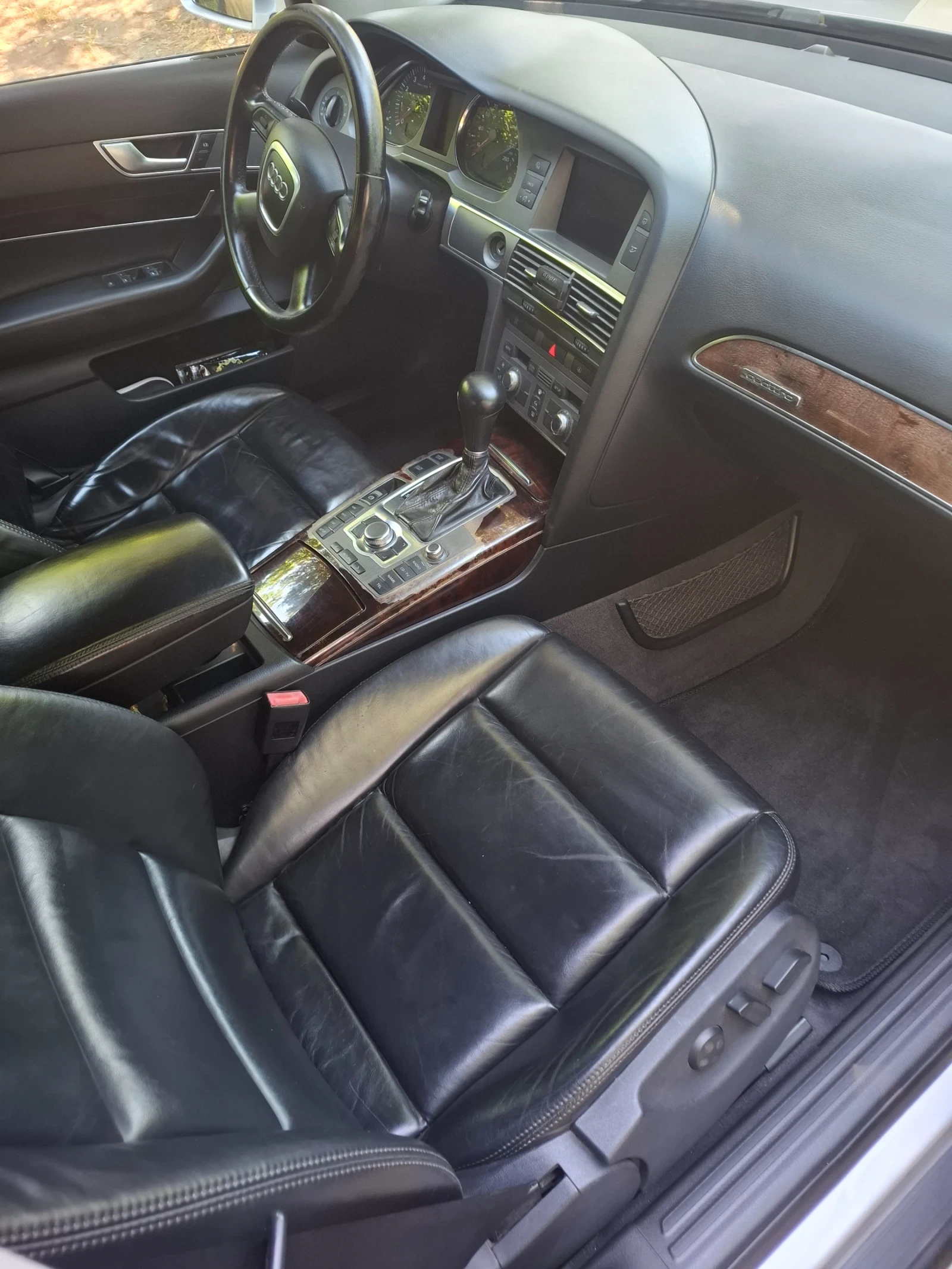 Audi A6 3.2 FSI газ-бензин Quattro , снимка 13 - Автомобили и джипове - 55008884