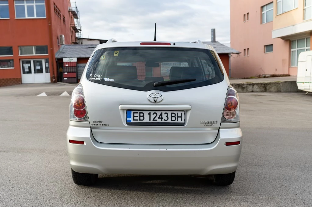 Toyota Corolla verso, снимка 4 - Автомобили и джипове - 55186868