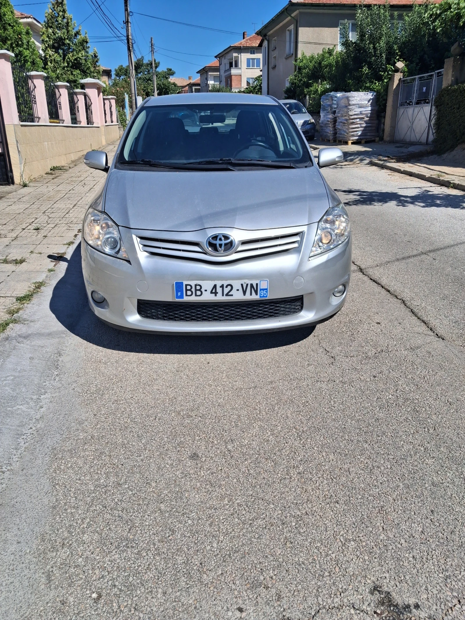 Toyota Auris 2.0D4D ШЕСТ СКОРОСТИ