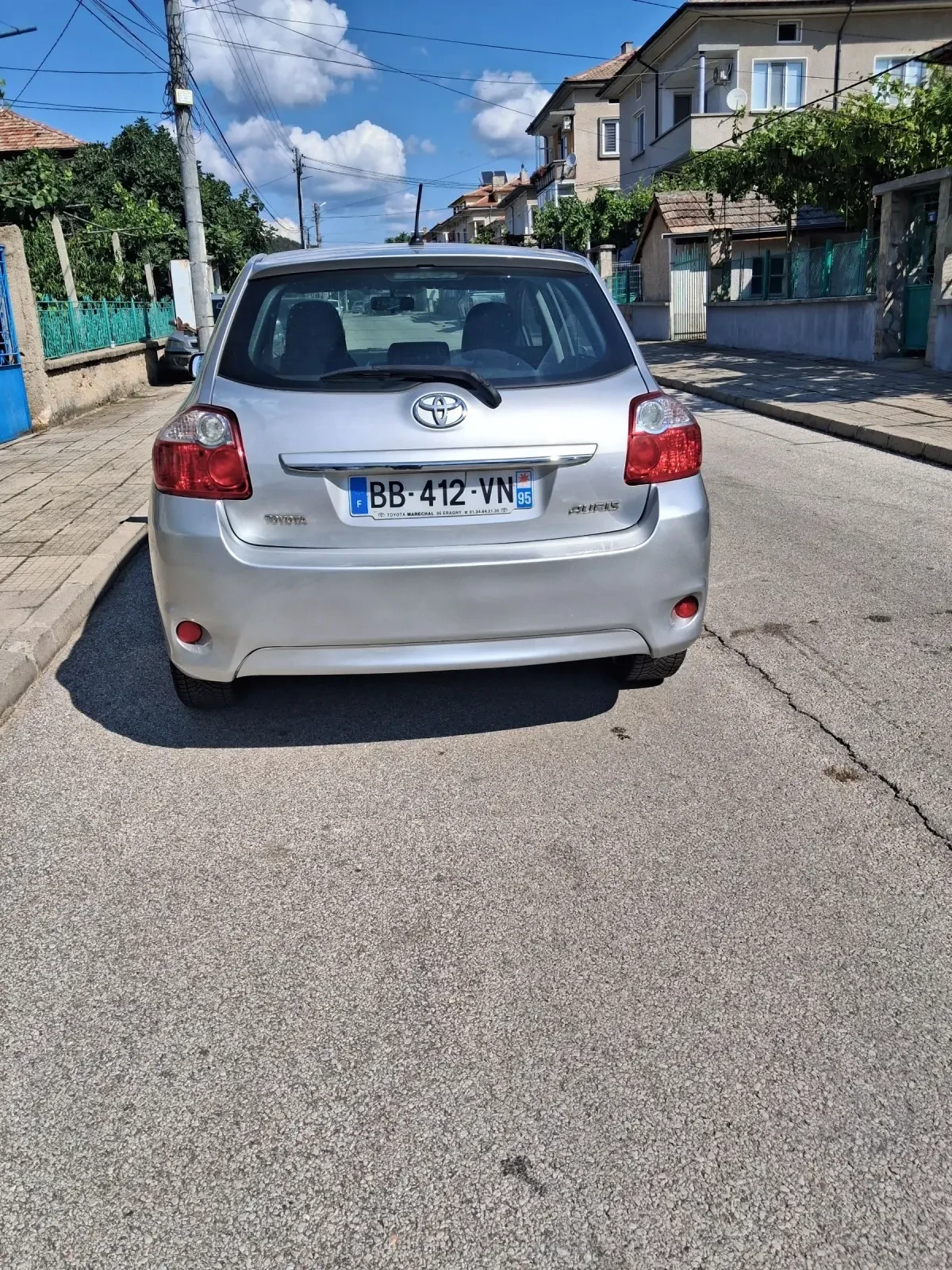 Toyota Auris 2.0D4D ШЕСТ СКОРОСТИ, снимка 11 - Автомобили и джипове - 55401370