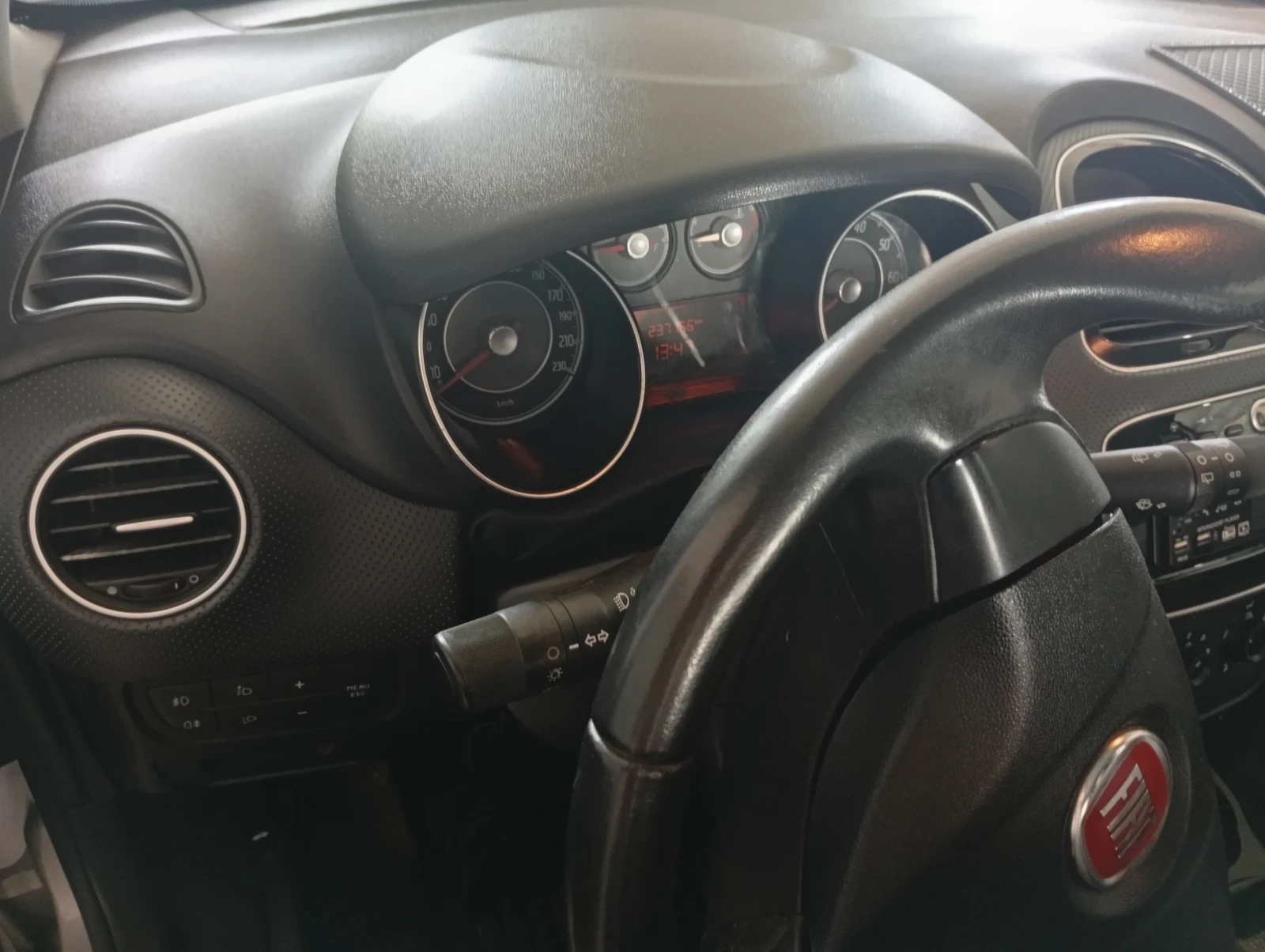 Fiat Punto, снимка 9 - Автомобили и джипове - 55901108