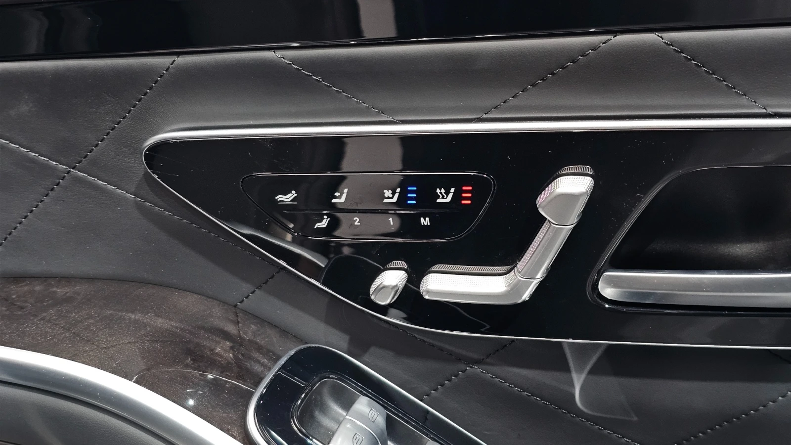 Mercedes-Benz S 580 L* FULL * DESIGNO* TV* MASSAGE, снимка 12 - Автомобили и джипове - 55954134