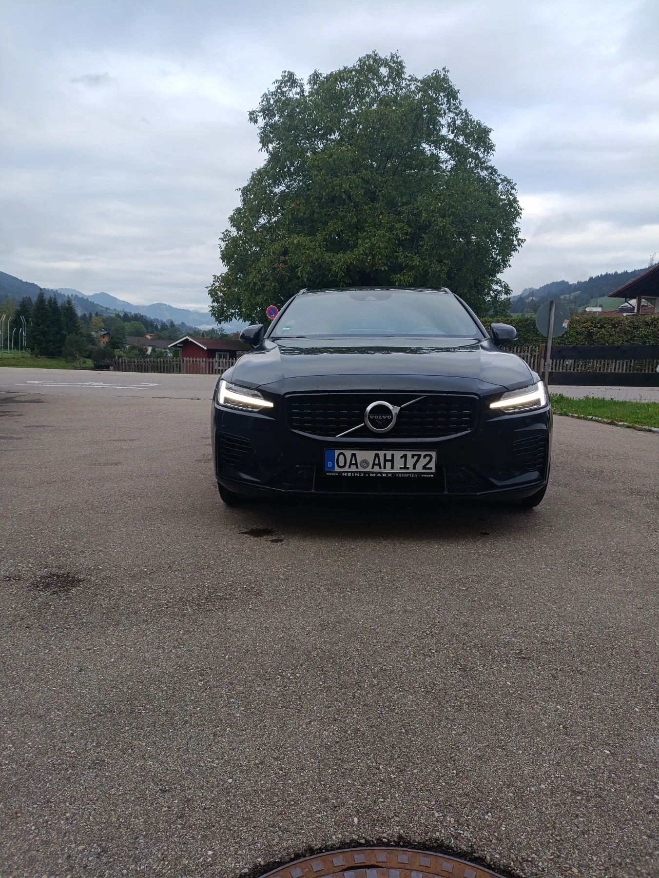 Volvo V60 T6 Twin Engine AWD R-Design, снимка 2 - Автомобили и джипове - 56159003