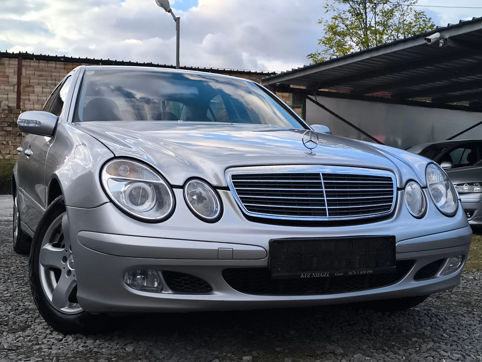 Mercedes-Benz E 200 -2.2CDI-122кс-АВТОМАТИК-КЛИМАТРОНИК-ТОП СЪСТОЯНИЕ-