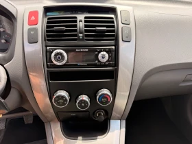 Hyundai Tucson 2.0 CRDI 4x4 ИТАЛИЯ МНОГО ЗАПАЗЕН, снимка 8