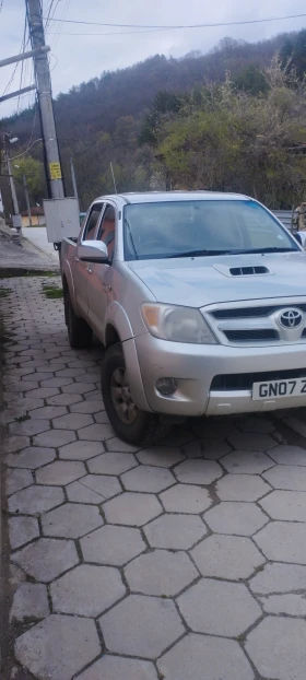     Toyota Hilux 3.0 171