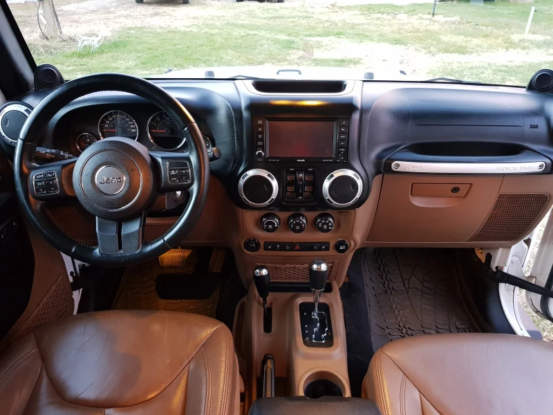 Jeep Wrangler 3.6i SAHARA UNLIMITED , снимка 7 - Автомобили и джипове - 48104168