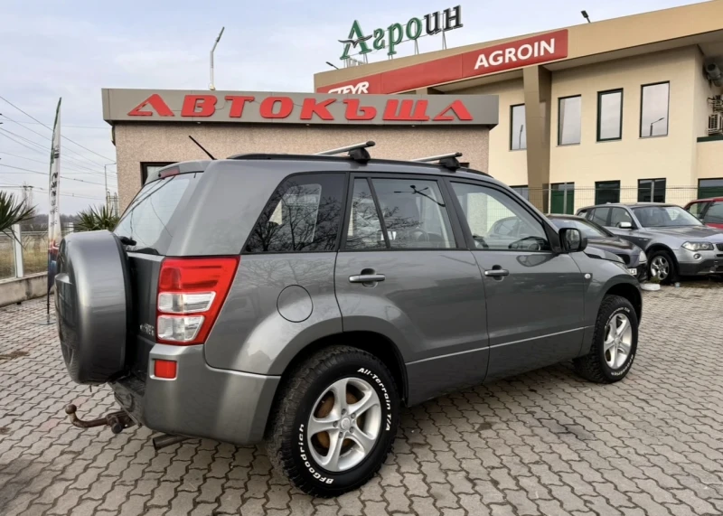 Suzuki Grand vitara 2.0i / 4x4, снимка 4 - Автомобили и джипове - 48755202