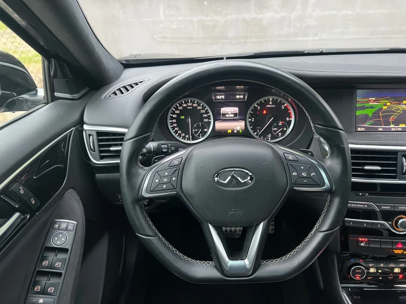 Infiniti Q30 S 2.2CDI AWD, снимка 10 - Автомобили и джипове - 52055424