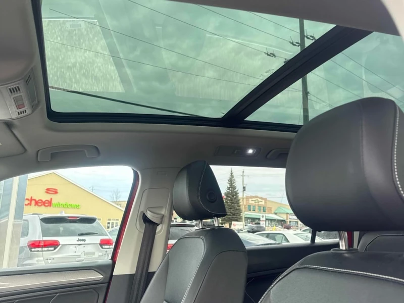 VW Tiguan * Comfortline 4MOTION * CARFAX * БЕЗ ПЪРВОНАЧАЛНА , снимка 10 - Автомобили и джипове - 52991501