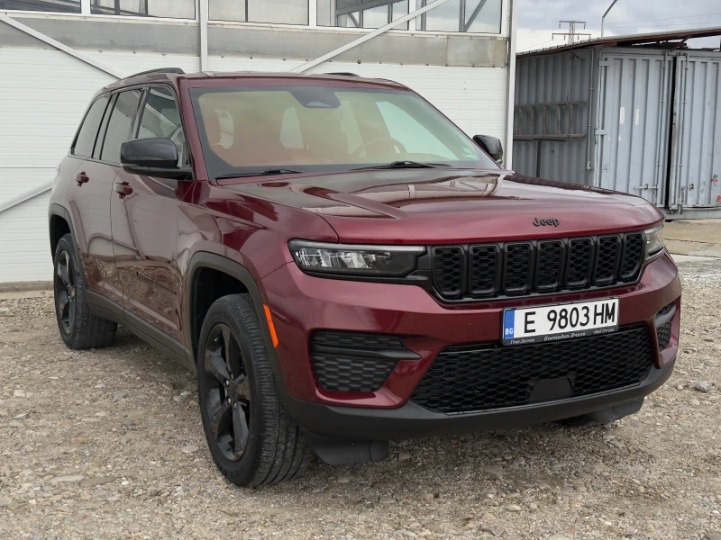 Jeep Grand cherokee 3.6 Pentastar/Газ/10000км/Carplay/Собствен лизинг, снимка 2 - Автомобили и джипове - 53457414