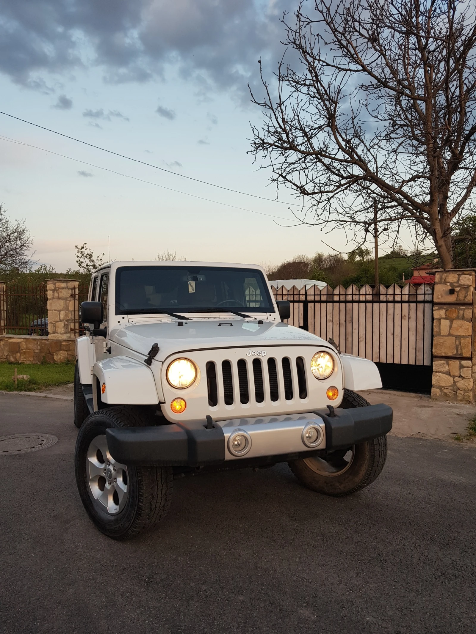 Jeep Wrangler 3.6i SAHARA UNLIMITED  - изображение 2