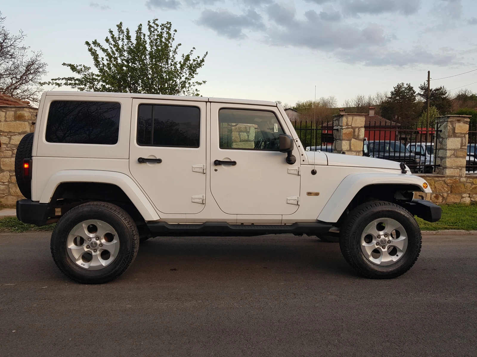 Jeep Wrangler 3.6i SAHARA UNLIMITED  - изображение 4