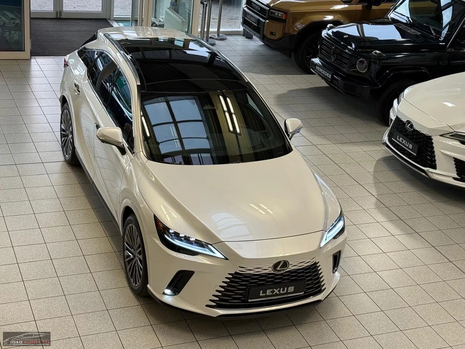 Lexus RX 450h plus LUXURY/309HP/ИЗБОР ЦВЯТ/M LEV/PANO/MATRIX/360/111d - изображение 5