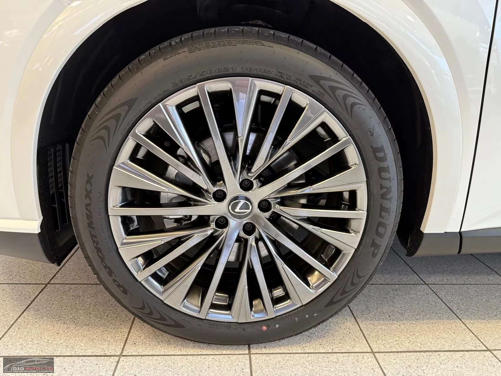 Lexus RX 450h plus LUXURY/309HP/ИЗБОР ЦВЯТ/M LEV/PANO/MATRIX/360/111d - изображение 8