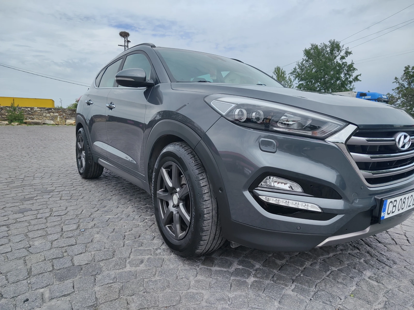 Hyundai Tucson Hyundai Tucson 2.0crdi * 4x4* Navi* PANORAMA* UNIK - изображение 6