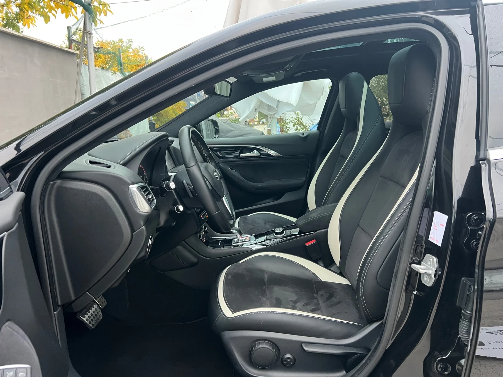Infiniti Q30 S 2.2CDI AWD - изображение 8