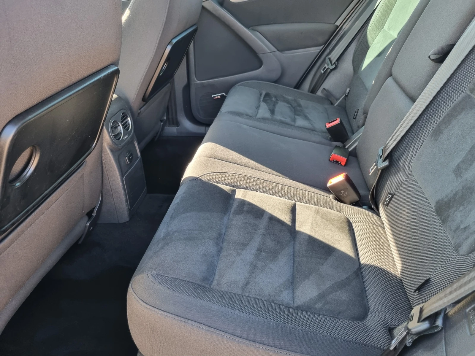 VW Tiguan 2.0 TSI 211k.cHighline 4Motio  Facelift ШВЕЙЦАРИЯ  | Mobile.bg — изображение 7