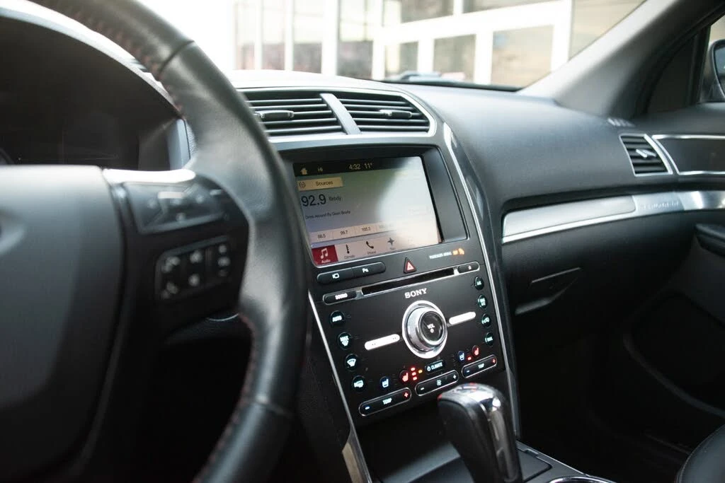 Ford Explorer SPORT* ПОДГРЕВ* КАМЕРА* ПАНОРАМА* МЪРТВА ТОЧКА - изображение 10