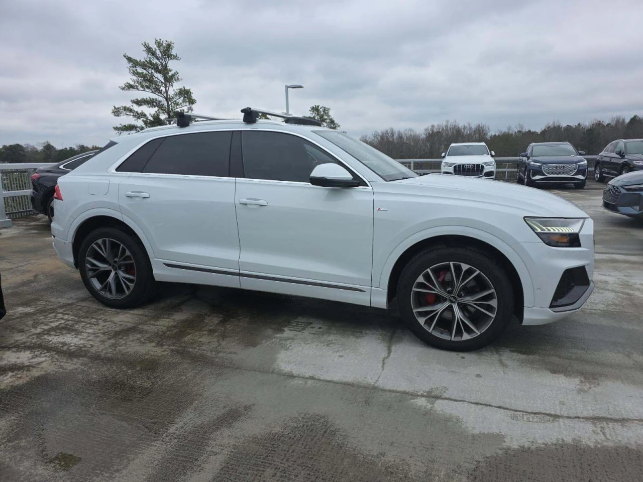 Audi Q8 * CARFAX * ��� ������������ ������ | Mobile.bg � ����������� 4