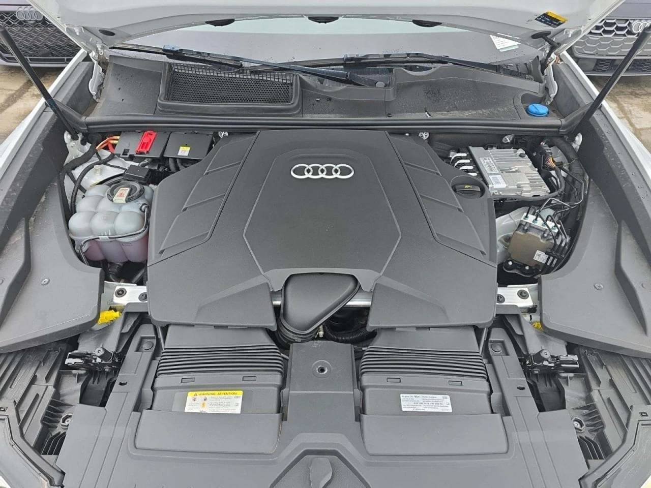 Audi Q8 * CARFAX * ��� ������������ ������ | Mobile.bg � ����������� 11