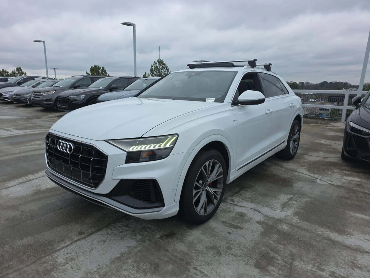Audi Q8 * CARFAX * ��� ������������ ������ | Mobile.bg � ����������� 1