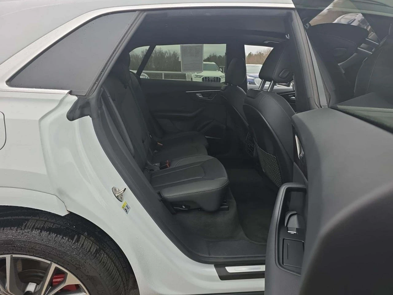 Audi Q8 * CARFAX * ��� ������������ ������ | Mobile.bg � ����������� 12