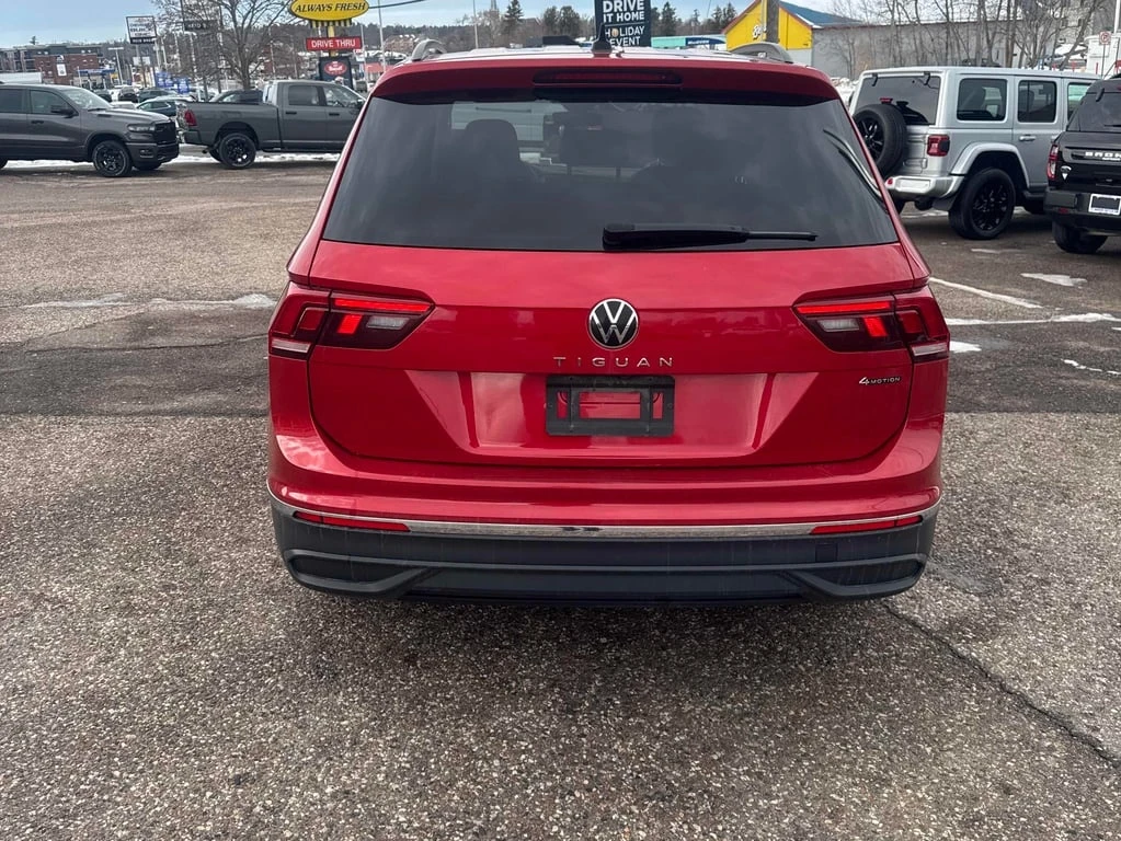 VW Tiguan * Comfortline 4MOTION * CARFAX * БЕЗ ПЪРВОНАЧАЛНА  - изображение 4