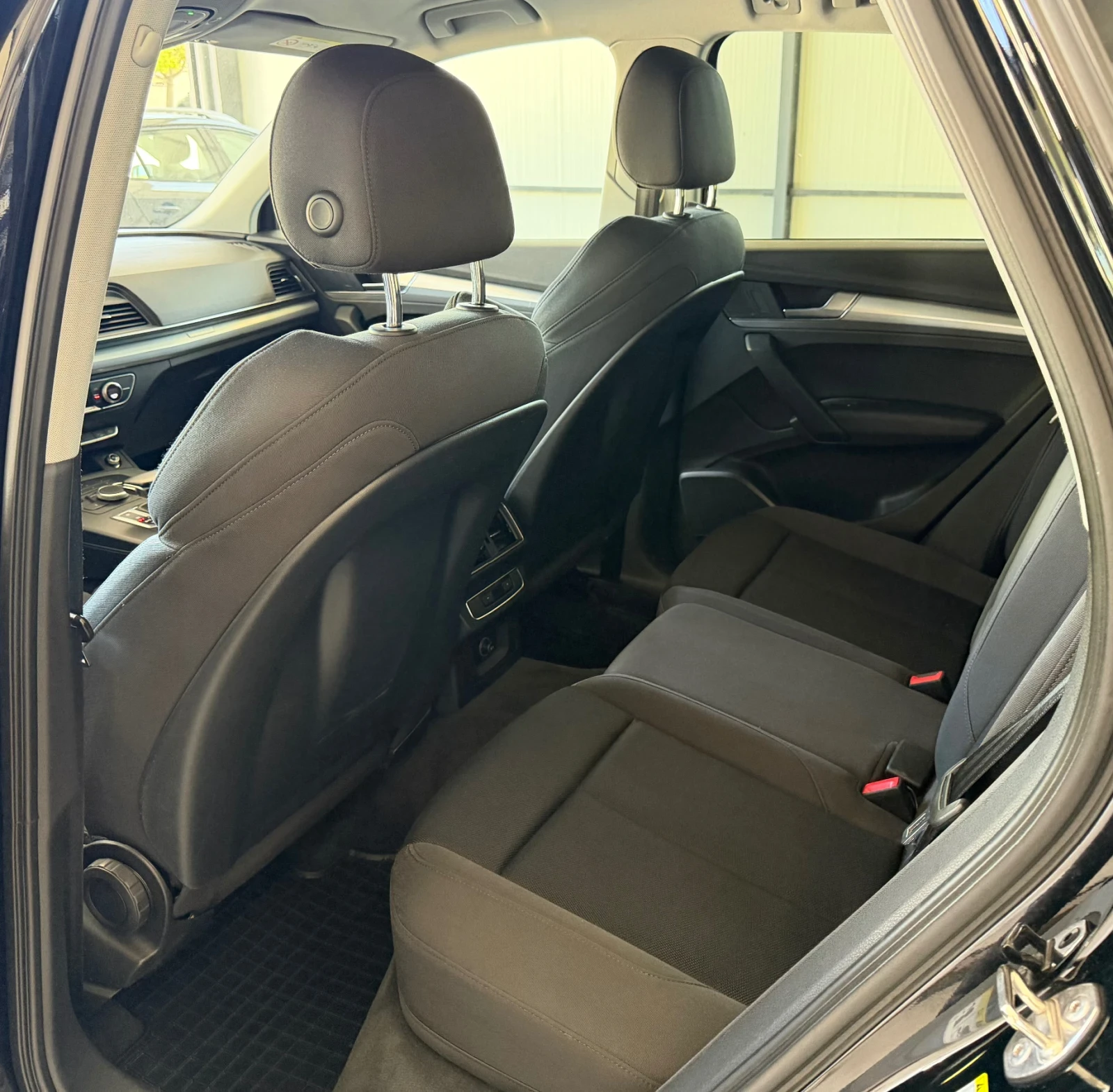 Audi Q5 Quattro/S-line/Camera/Navi, снимка 7 - Автомобили и джипове - 54309288