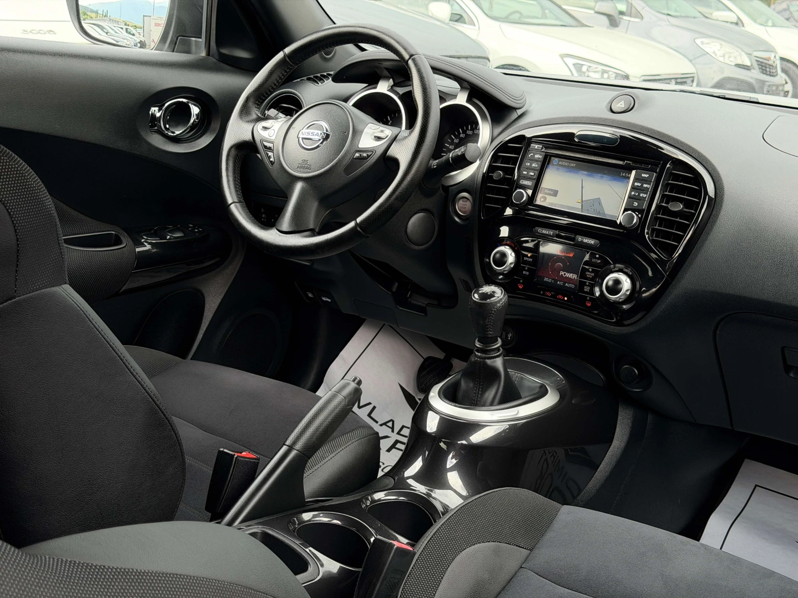 Nissan Juke 1.5dCi NAVI / Реални КМ / 1 СОБСТВЕНИК / БЕЗ РЪЖДА, снимка 14 - Автомобили и джипове - 55089407