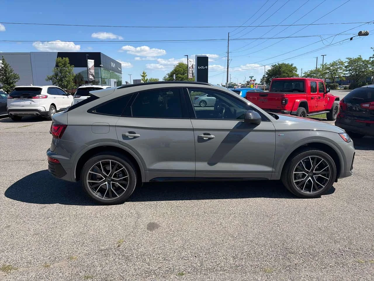 Audi Q5 * Progressiv * CARFAX * ЦЕНА ДО БГ, снимка 5 - Автомобили и джипове - 55510079