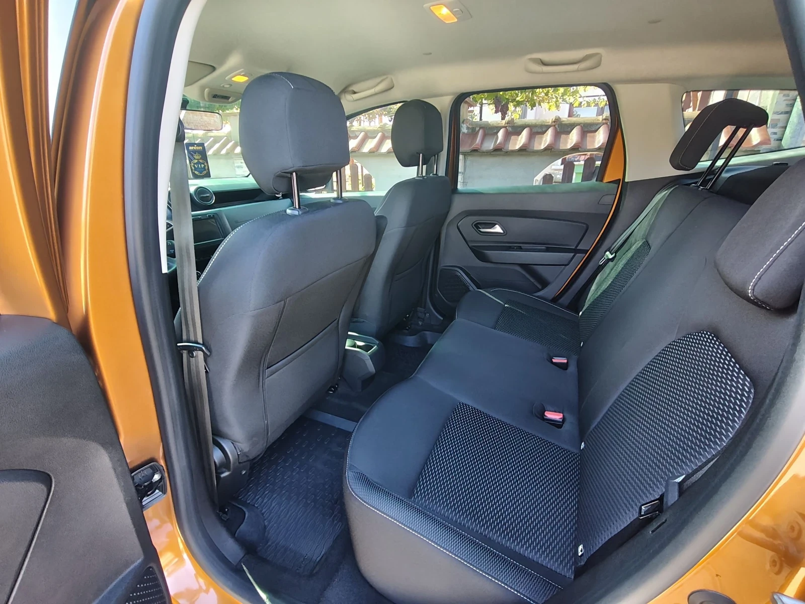Dacia Duster, снимка 9 - Автомобили и джипове - 56258317