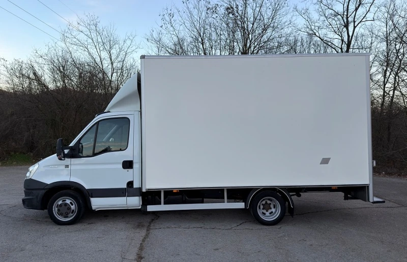 Iveco 35c15 3.0L* ЩОРА+ ФУРГОН+ ВРАТИ* 177ХКМ* КЛИМА* 3.5т N1, снимка 3 - Бусове и автобуси - 52713940