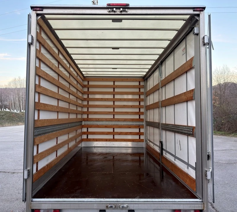 Iveco 35c15 3.0L* ЩОРА+ ФУРГОН+ ВРАТИ* 177ХКМ* КЛИМА* 3.5т N1, снимка 9 - Бусове и автобуси - 52713940