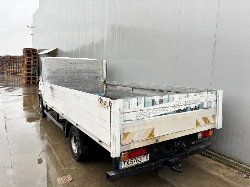 Mercedes-Benz 811, снимка 2 - Камиони - 52615674