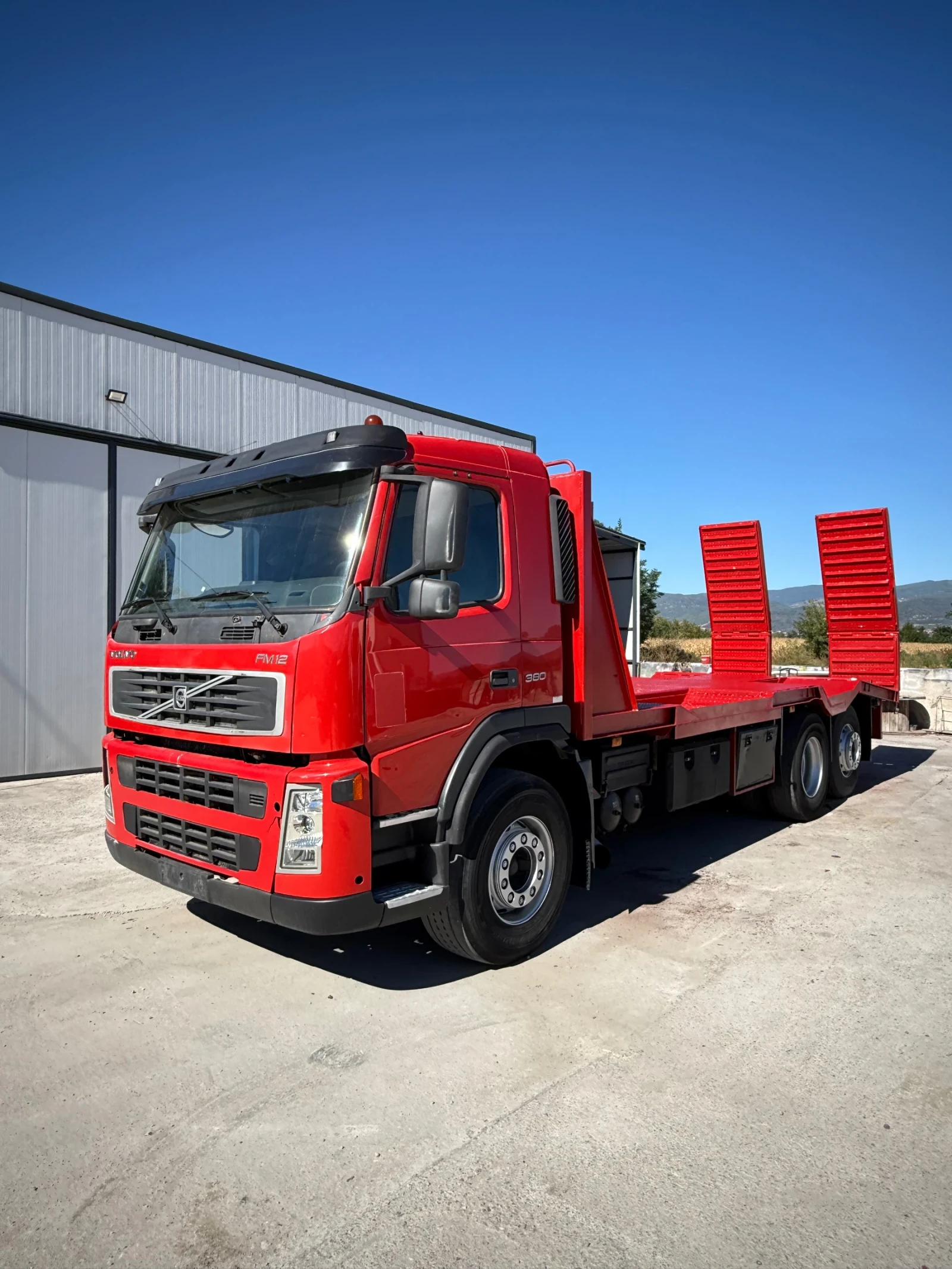 Volvo Fh 380 За превоз на Багери и Трактори - изображение 4