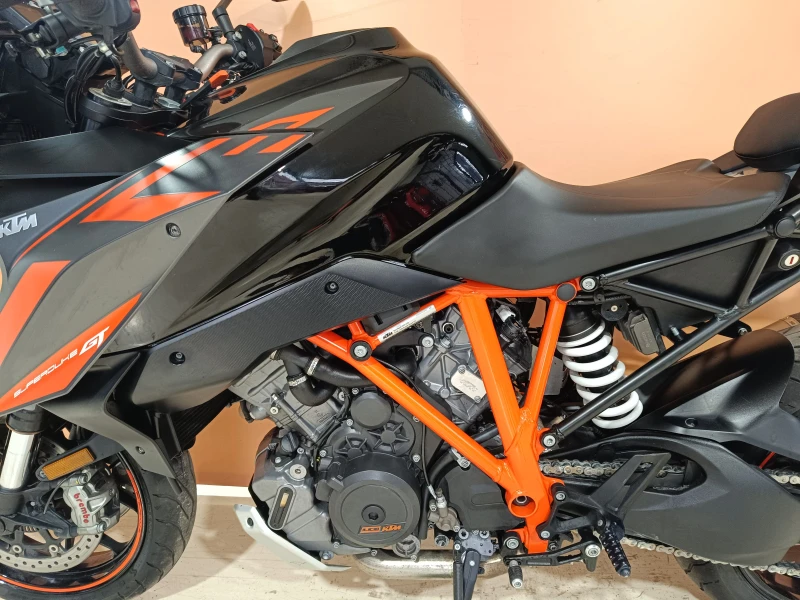 Ktm Super Duke 1290GT ABS TC LED, снимка 13 - Мотоциклети и мототехника - 48303635